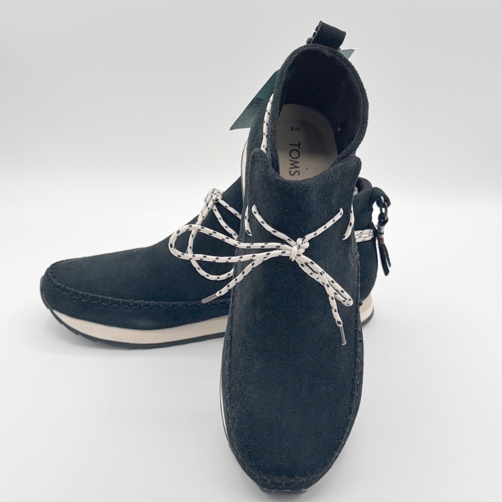 TOMS Rio Black Suede Chukka Boots Ankle Boots Womens Size 9 Casual Warm Boho NWT